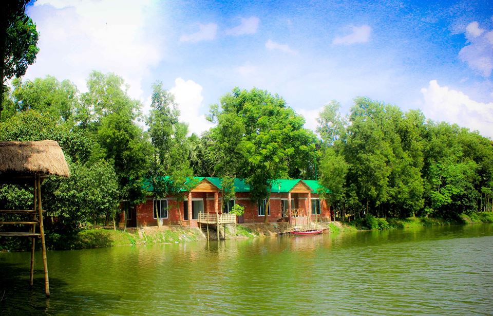 Chhuti Resort